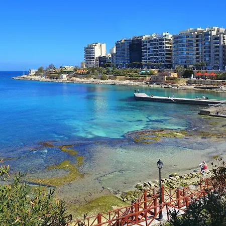Modern Apartment In The Best Location, Perfect For Families Sliema Exterior photo