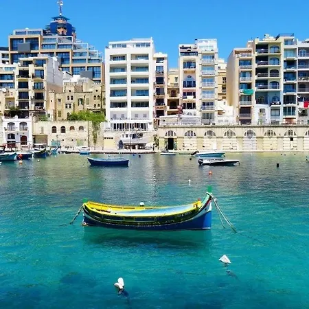 Modern Apartment In The Best Location, Perfect For Families Sliema Exterior photo