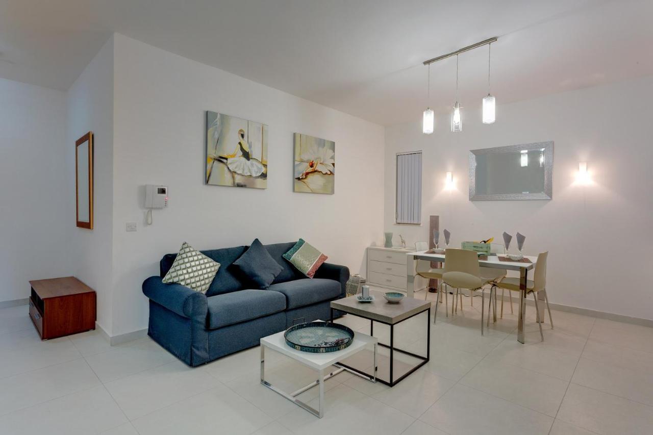 Modern In The Location, Perfect For Families Apartment